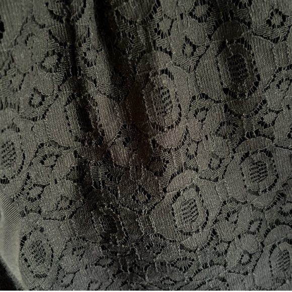 2 pairs of LOFT shorts - Picture 9 of 9